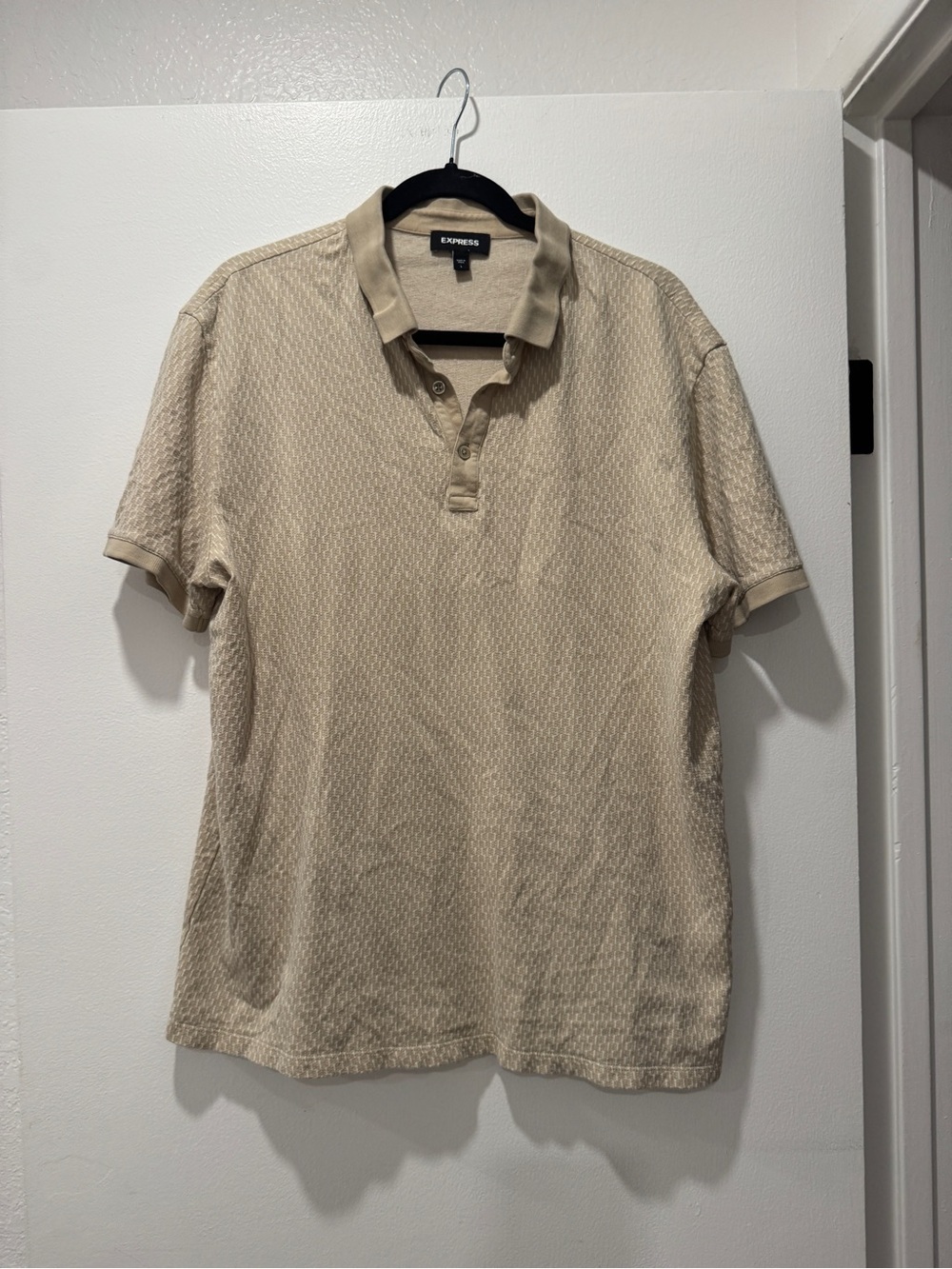 Express Beige Textured Polo Shirt | Size Large | Short Sleeve Knit Polo